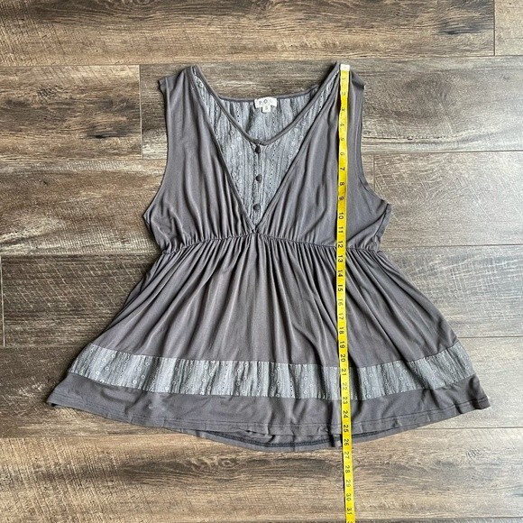 POL Button Front Sleeveless Raw Hem Racerback Top Grey Small - Picture 6 of 10